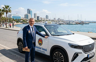 Mersin'e İlk Elektrikli Taksi Geliyor: Başkan...